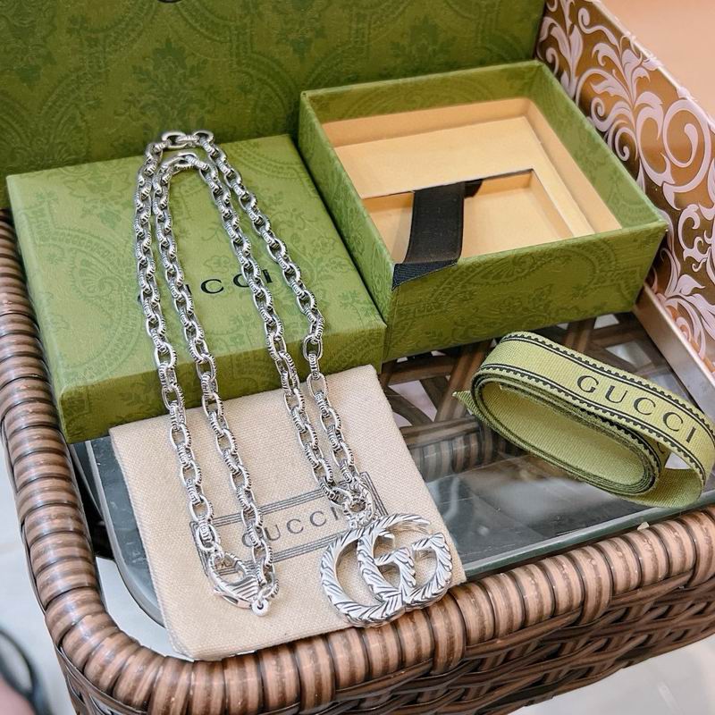 Gucci Necklace 10yxx200